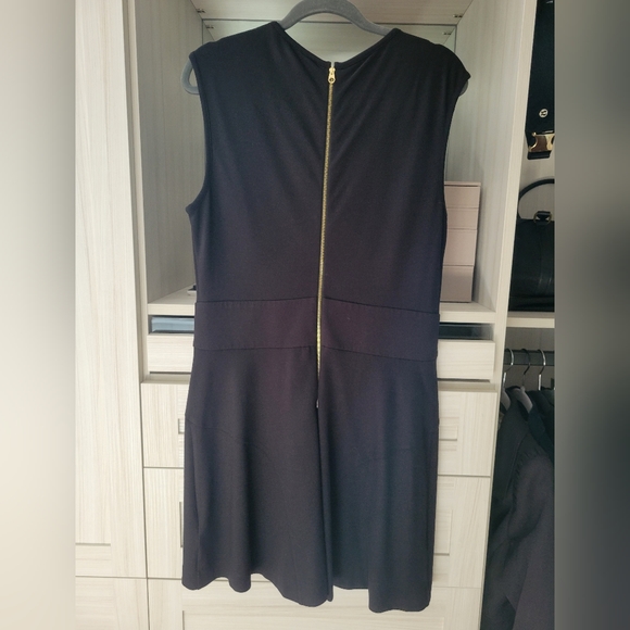 Ted Baker Fit and Flare Dress Size 4 (US 10) Black Knit Excellent Condition - Picture 2 of 5